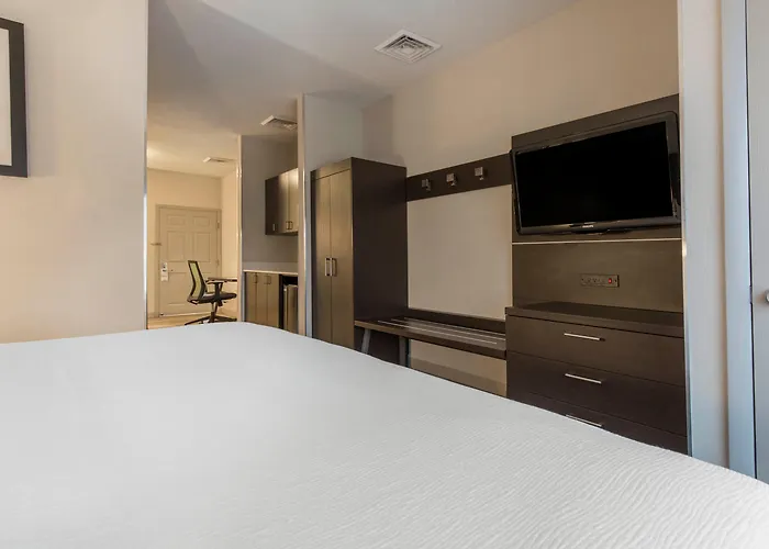 Hotel Express & Chicago West - St Charles By Ihg Saint Charles