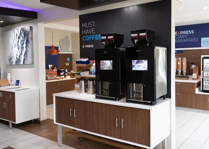 Express & Chicago West - St Charles By Ihg Hotel Saint Charles