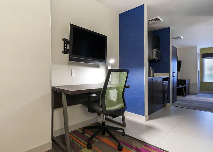 Express & Chicago West - St Charles By Ihg