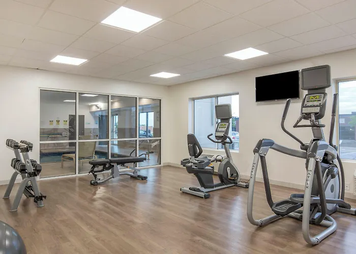 Express & Chicago West - St Charles By Ihg